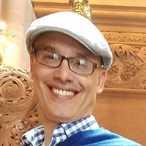 Meet your Posher, Luis